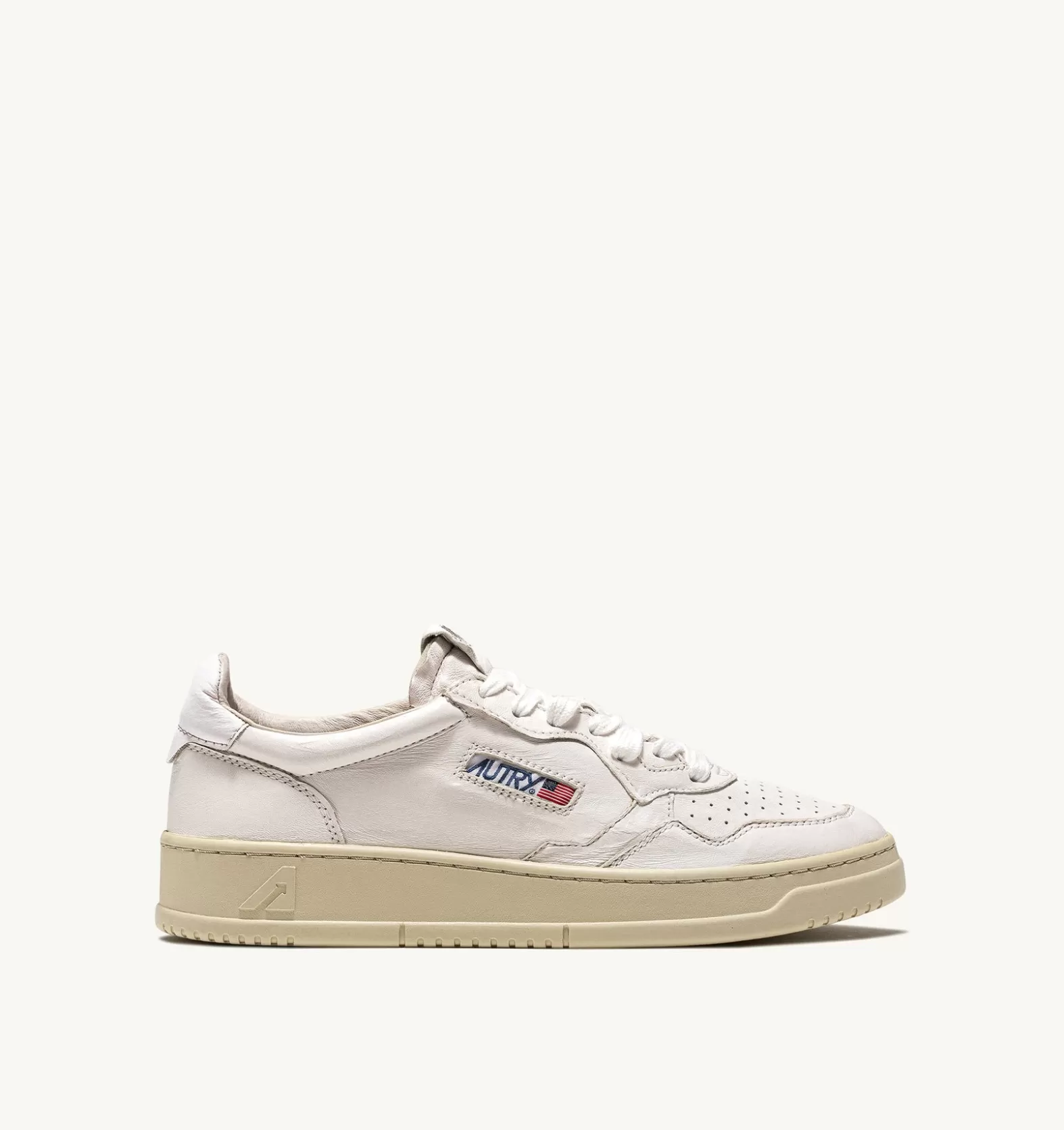Medalist^AUTRY Medalist Low Sneakers In Soft Goatskin Color White