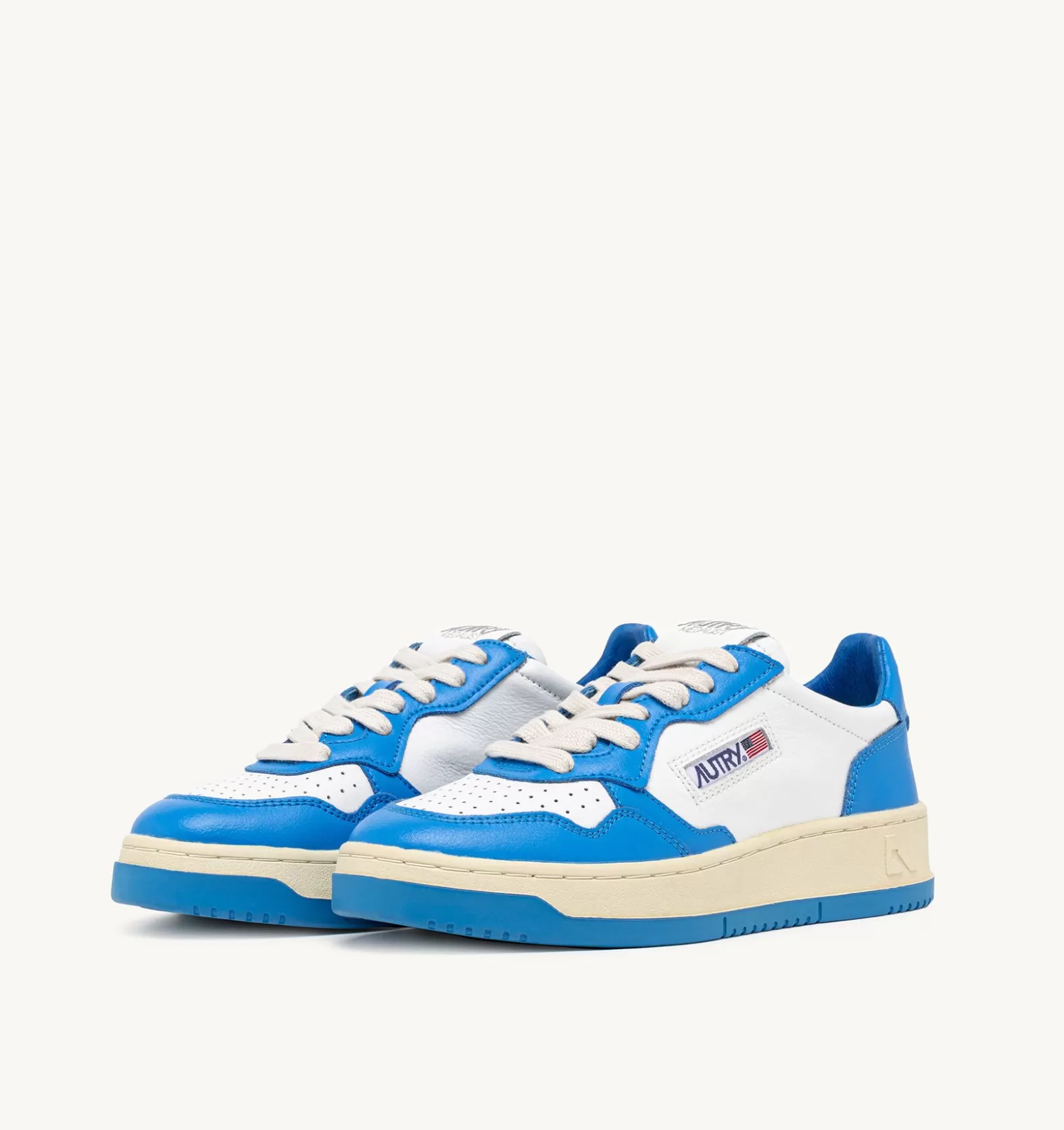 Medalist^AUTRY Medalist Low Sneakers In Two-Tone Leather Color White And Azure