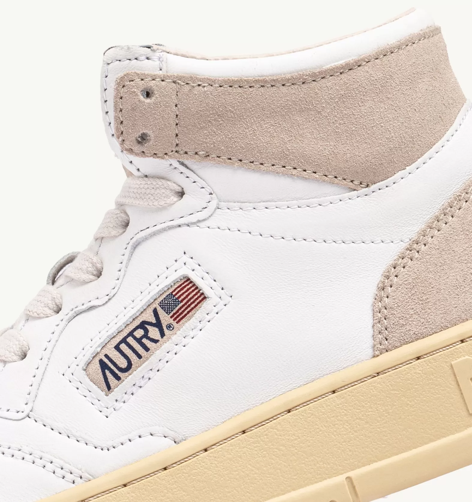 Medalist^AUTRY Medalist Mid Sneakers In White Leather And Beige Suede